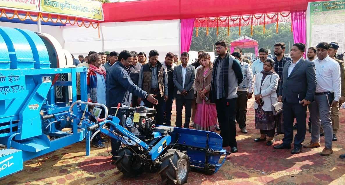देश के विकास में किसानों का योगदान सदैव ही महत्वपूर्ण : डीएम