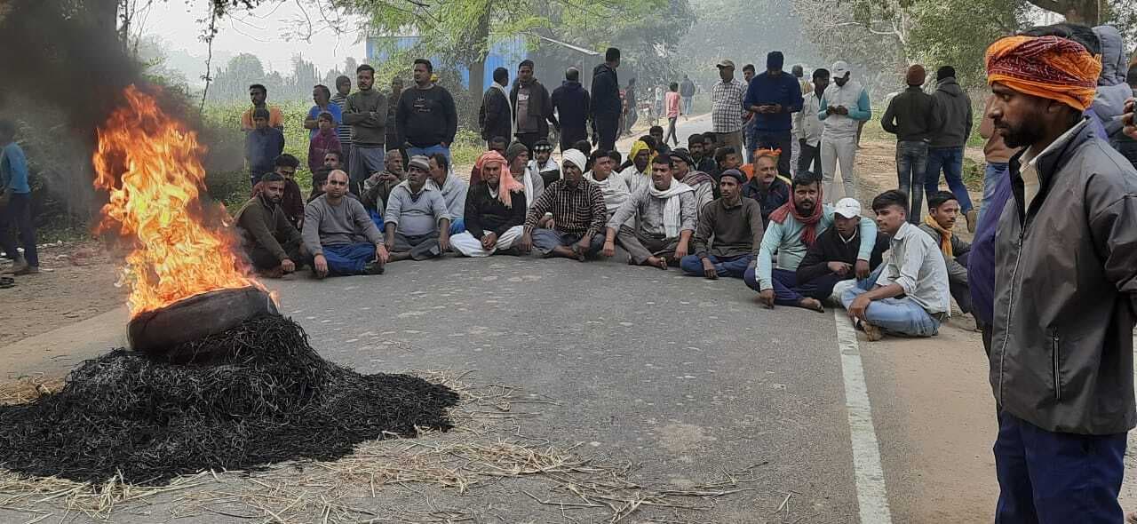 खाद विक्रेता की धारदार हथियार से मारकर हत्या