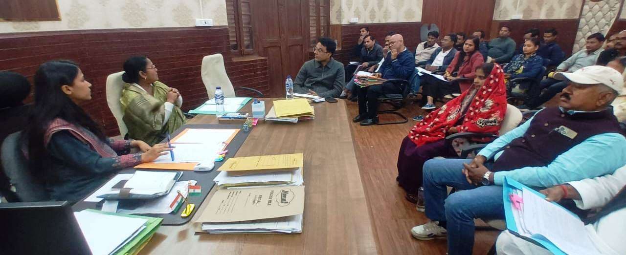 शहर में हाइमास्ट लाइट व मुक्तिधाम में स्ट्रीट लाइट को मिली स्वीकृति