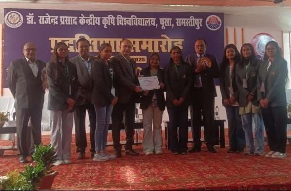 Samastipur News:दीक्षारम्भ व प्रदक्षिणा से छात्रों में समग्र विकास संभव : डॉ बाजपेयी