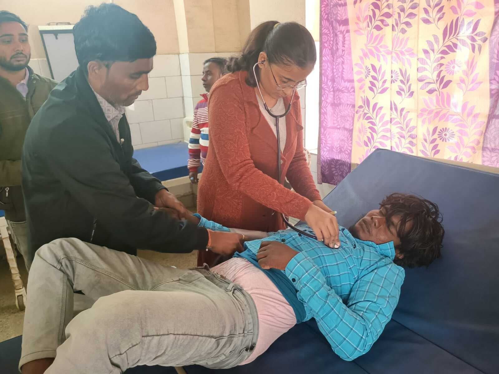 युवक ने खाया कीटनाशक, समय पर उपचार से बची जान