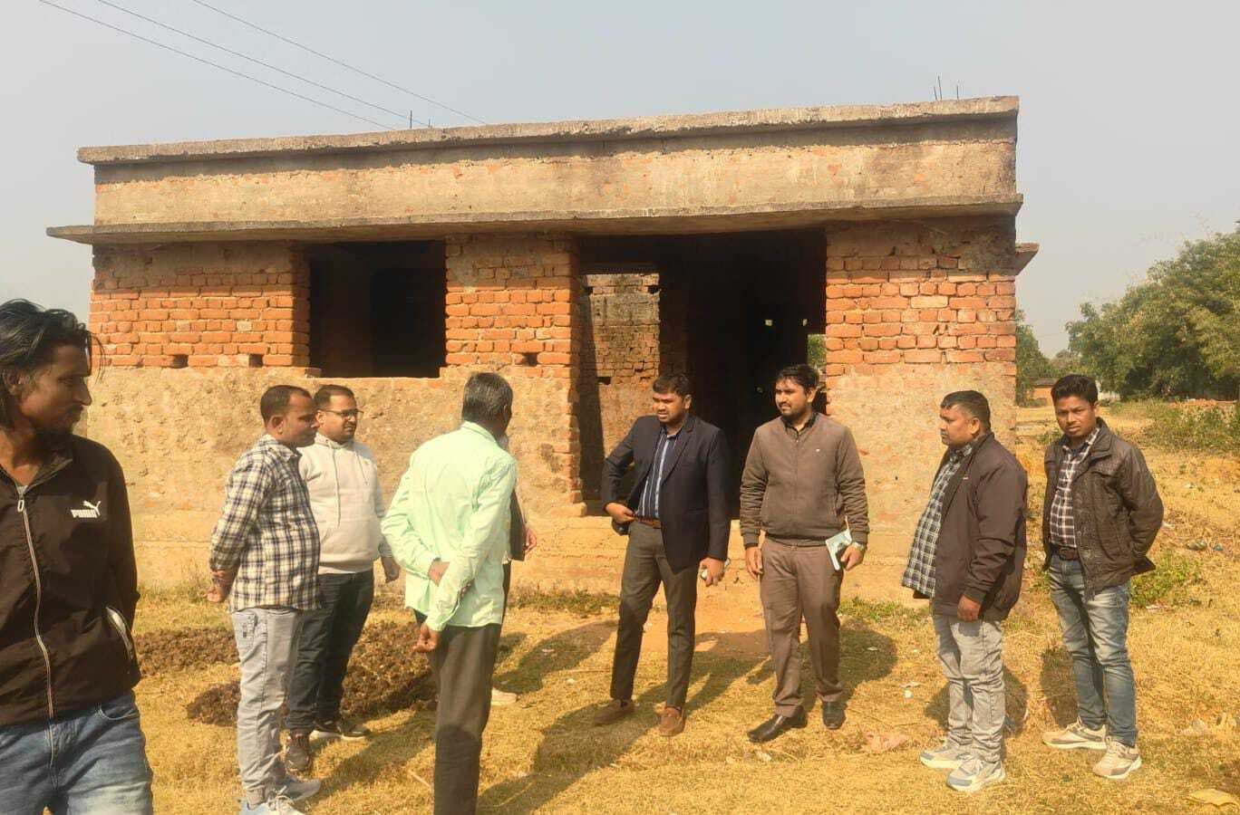 आंगनबाड़ी केंद्र के भवनों को हैंडओवर करने का निर्देश