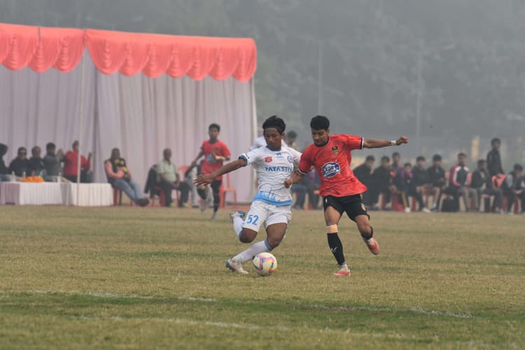 Aiff elite youth league jfc vs inter kashi mathch : जेएफसी अंडर-18 टीम में इंटर काशी को बराबरी पर रोका