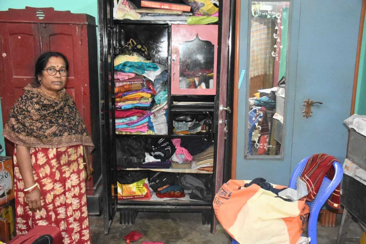 एलआइसी के डेवलपमेंट ऑफिसर के घर से नगद व जेवरात समेत पांच लाख मूल्य की चोरी