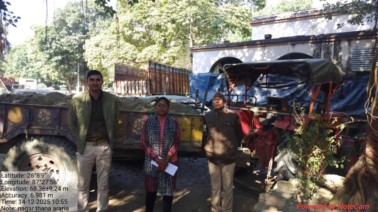 अवैध खनन मामले में दो वाहनों को किया जब्त