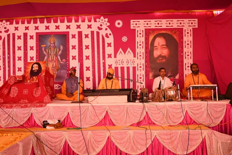 Deoghar News : भक्ति रूपी कर्म ही बंधन से मुक्ति का मार्ग : साध्वी प्रीति भारती