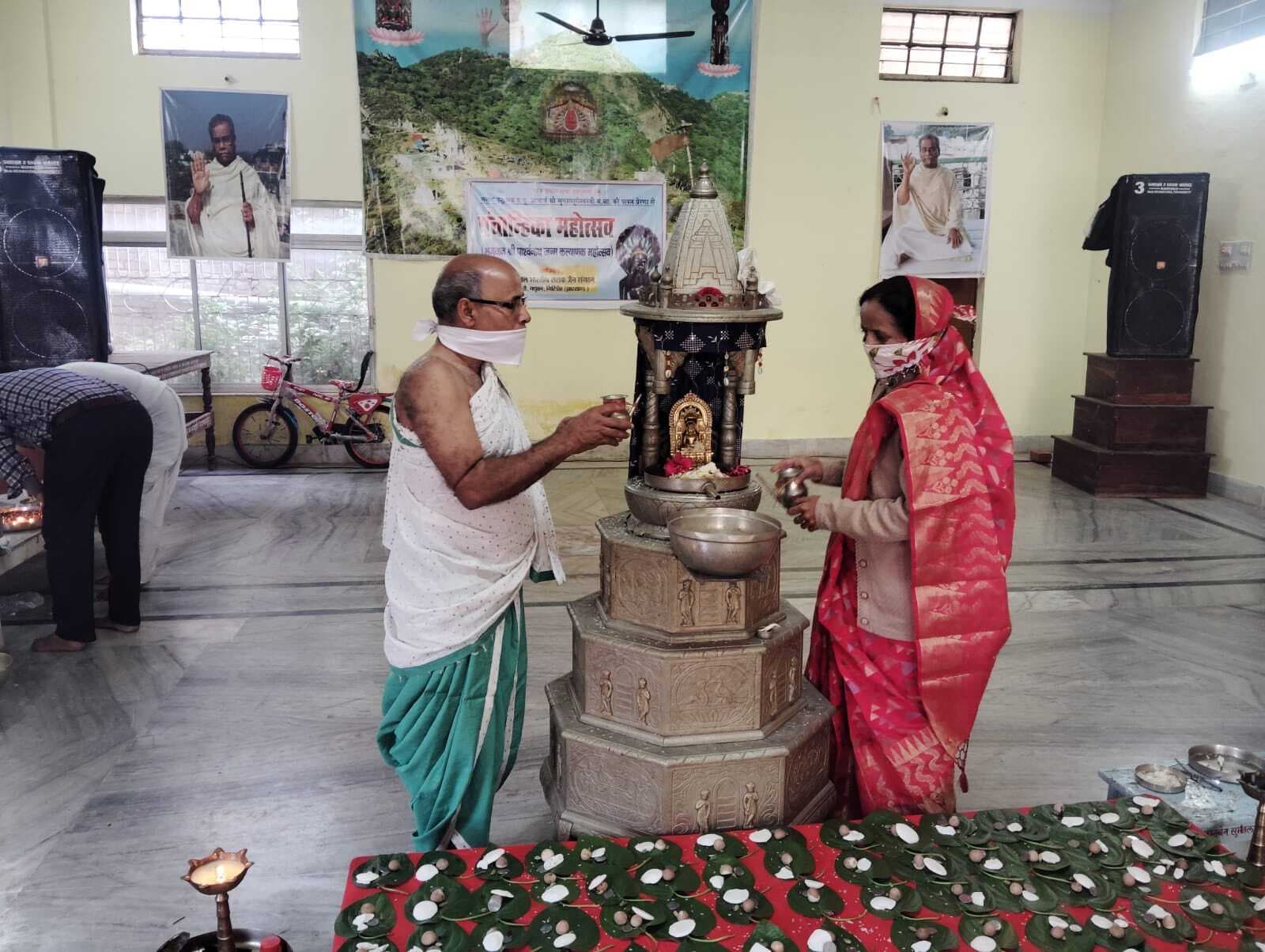 Giridih News :सराक भवन में हर्षोल्लास से मना पार्श्वनाथ जन्म कल्याणक उत्सव