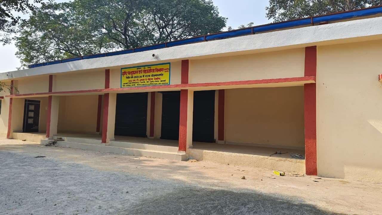 Seraikela Kharsawan News : धान खरीद का लक्ष्य 3 लाख क्विंटल आज से तीन केंद्रों पर होगी खरीद