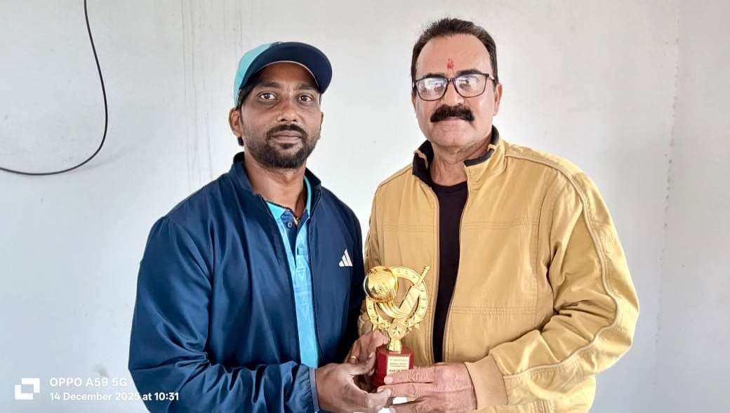 East Singhbhum News : सोमिया इलेवन, लालडीह व्बॉयज पार्थ इलेवन व चंदन स्ट्राइकर्स जीते