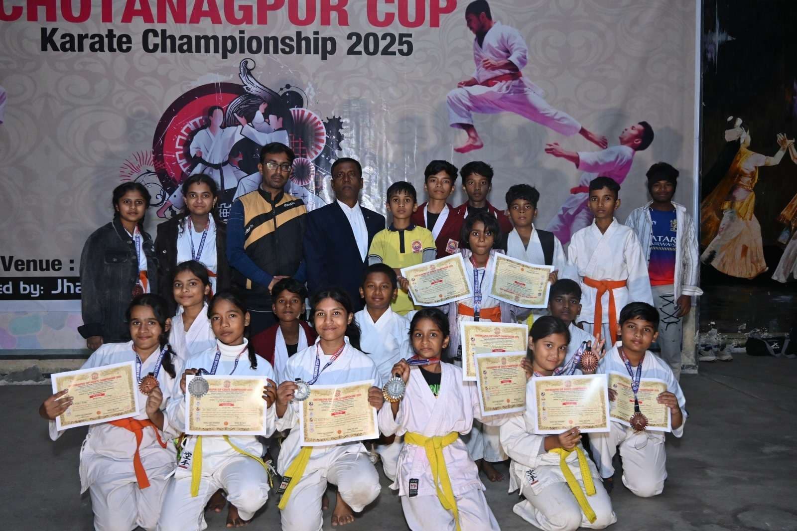 Dhanbad News: इंटर स्टेट ओपन कराटे चैंपियनशिप छोटानागपुर कप का आयोजन