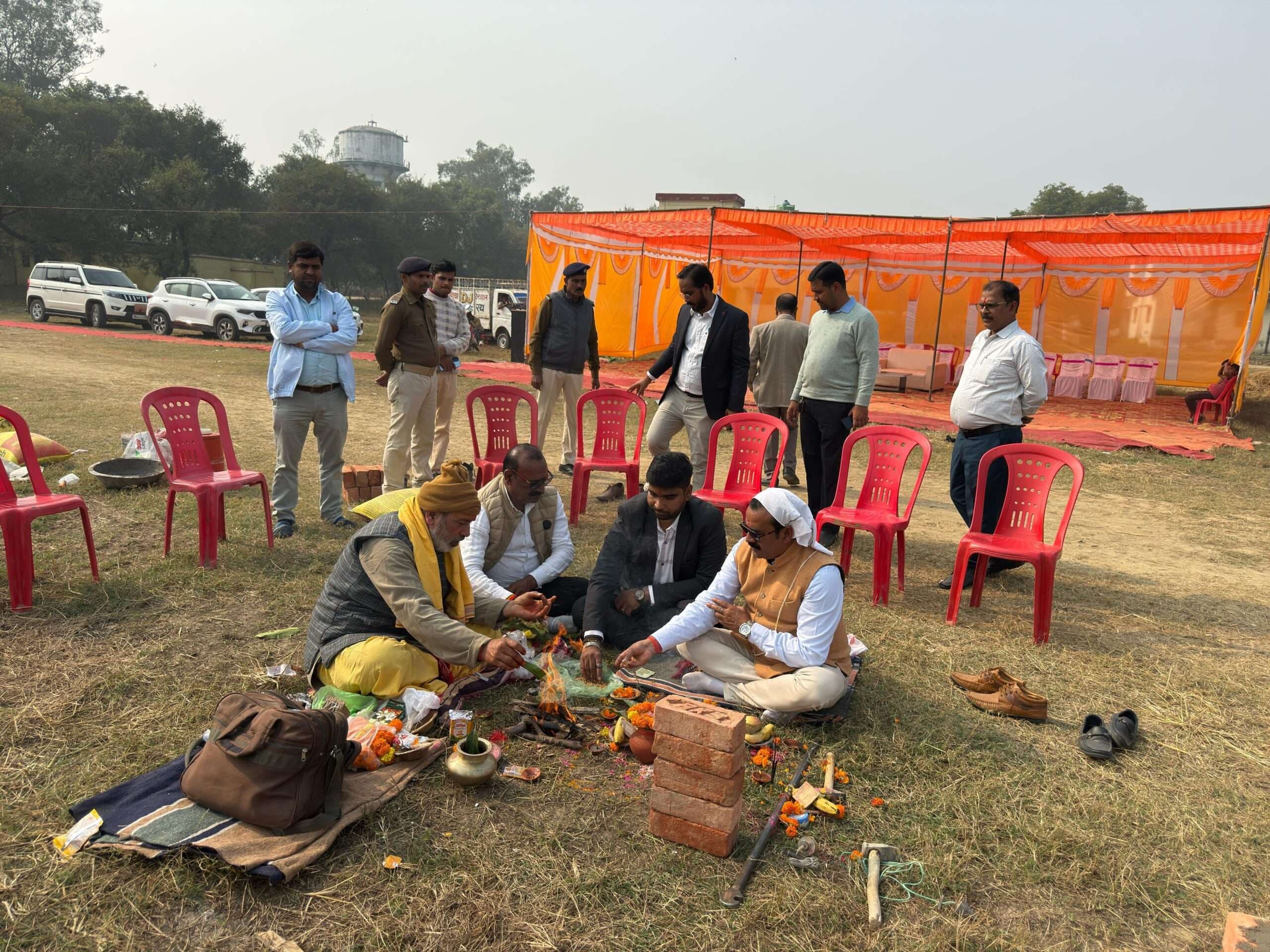 चैनपुर में नये प्रखंड सह अंचल कार्यालय भवन का भूमि पूजन, निर्माण कार्य शुरू