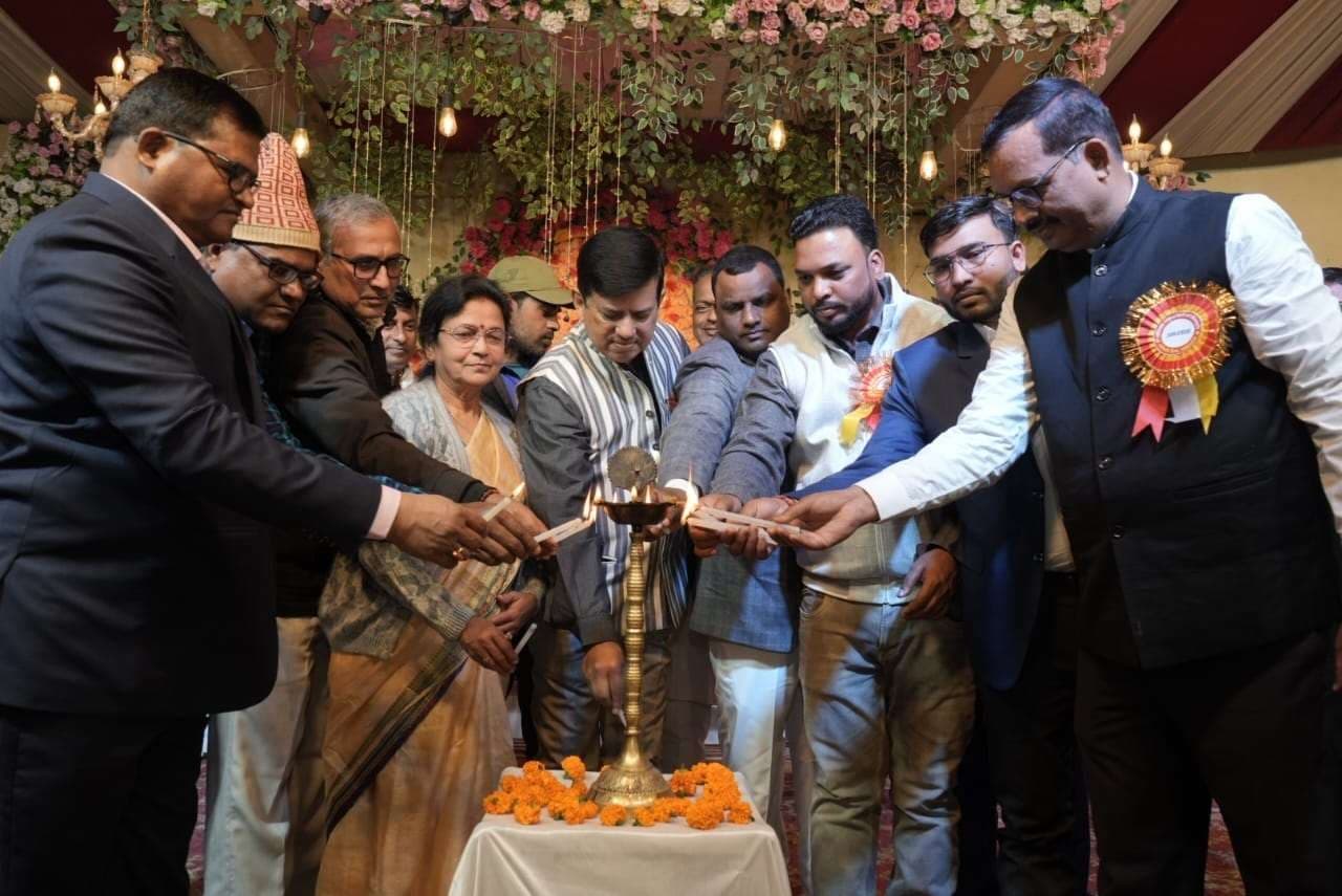 मोबाइल से दूर रहें बच्चे, यह कर रहा पढ़ाई को प्रभावितः डॉ अजय सिंह