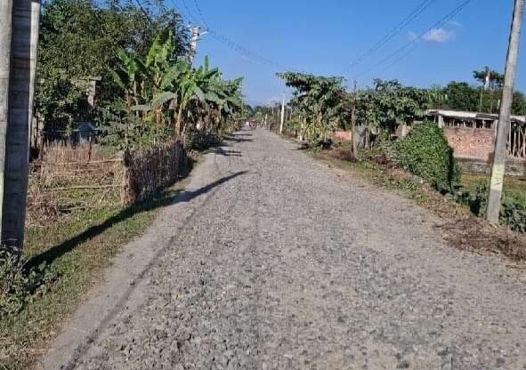 जर्जर सड़क के विरोध में 19 को एनएच-327 ई को जाम की करने चेतावनी