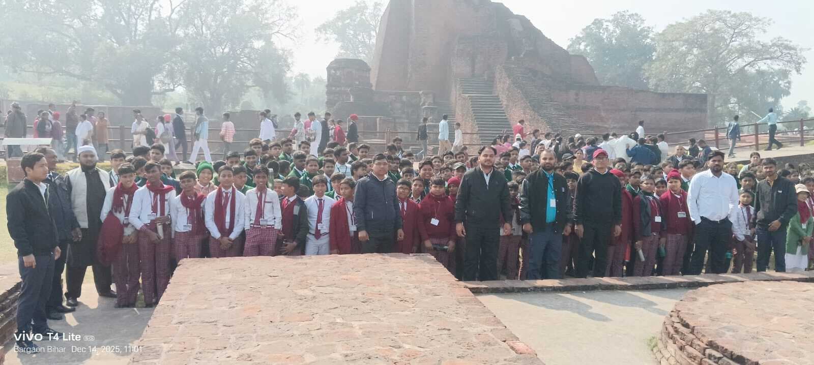 Samastipur News:सेंट स्टीफंस के बच्चों ने ऐतिहासिक स्थलों का किया भ्रमण