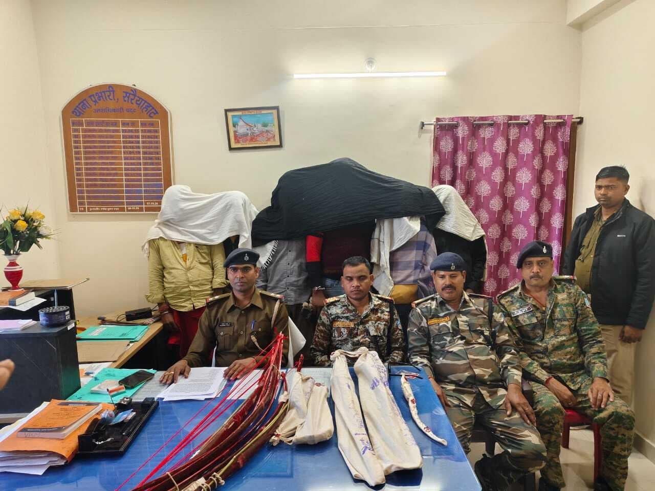 जमीन कब्जा करने व पुलिस पर पथराव के मामले में छह आरोपी गिरफ्तार