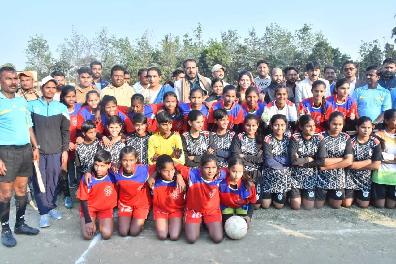 Samastipur News:बालिका फुटबॉल प्रतियोगिता में समस्तीपुर चैंपियन