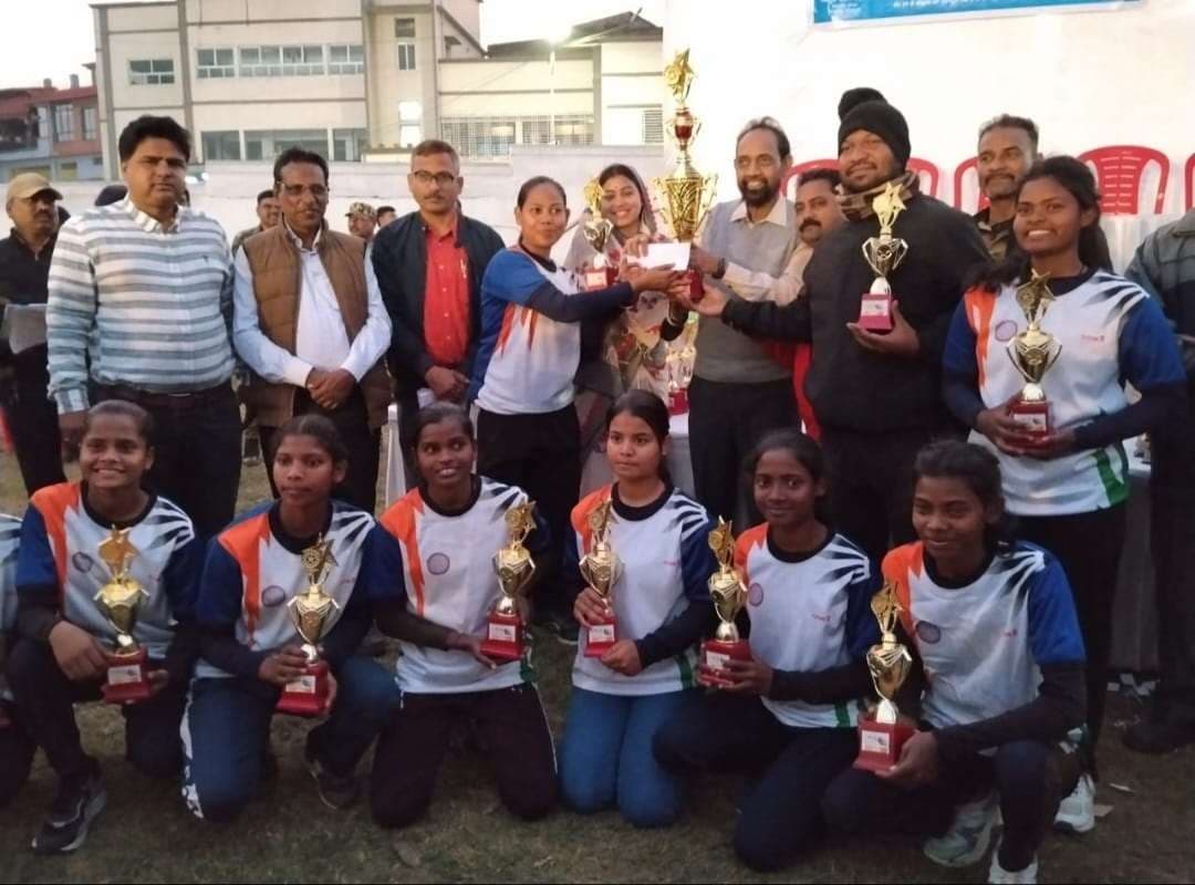 Sansad Khel Mahotsav Kabaddi Tournament : गुरुजात संघ व घाटशिला की टीम बनी चैंपियन