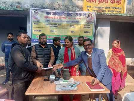 कजरा व पसई पैक्स केंद्रों में डीटीओ ने किया उद्घाटन