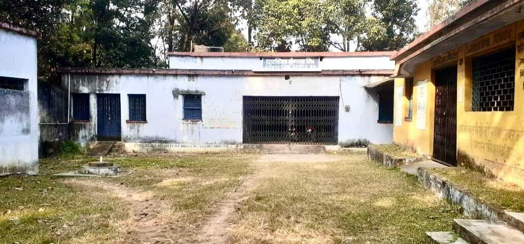 East Singhbhum News :घाटशिला प्रखंड : सात लैंपसों में होगी धान की खरीदी, पहले दिन नहीं खुले एक भी केंद्र