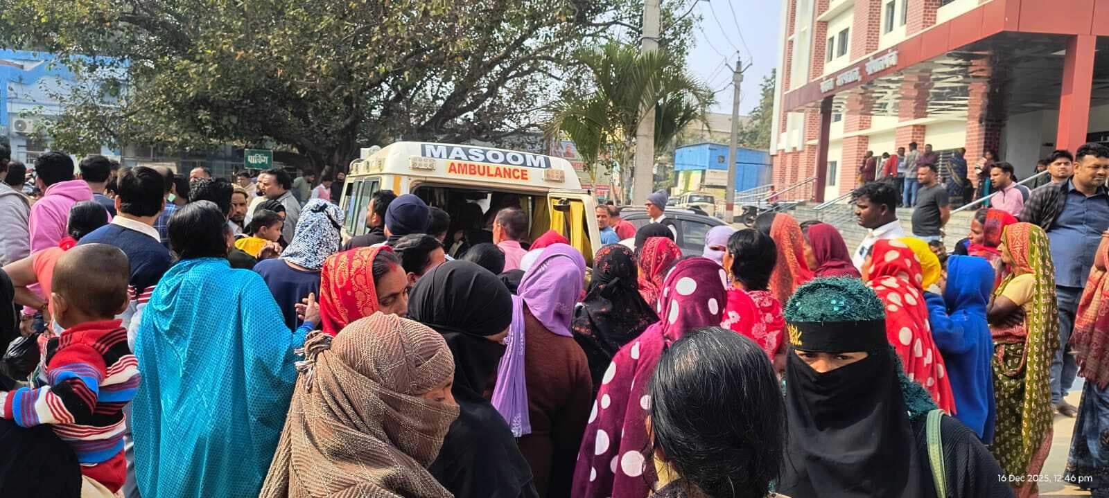 मांझा व कुचायकोट में चाकूबाजी की दो घटनाओं में दुकानदार व युवक गंभीर रूप से घायल, एक रेफर