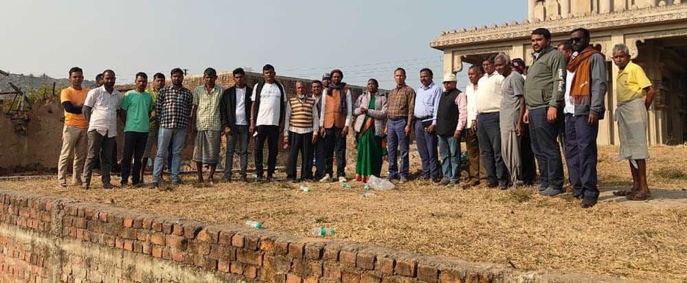 कुंडी में ग्रामीणों ने ग्राम सभा का किया बहिष्कार