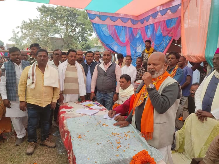 विधायक रत्नेश सादा का किया गया नागरिक अभिनंदन