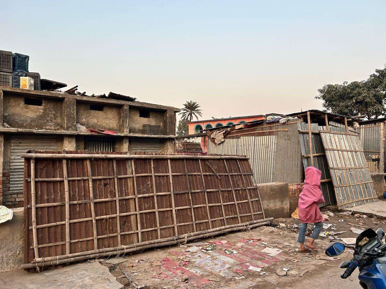 89 दुकानदारों को जिप व स्वास्थ्य केंद्र की जमीन खाली करने का नोटिस, दुकानदारों में मची खलबली