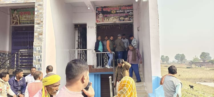 सर्राफा दुकान में डकैतीकांड - पुलिस की लगातार छापेमारी, दो संदिग्ध हिरासत में