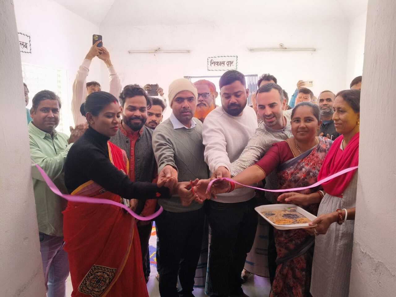 छात्रों के लिए किताबें, स्वाध्याय कक्ष, डिजिटल कक्षा उपलब्ध