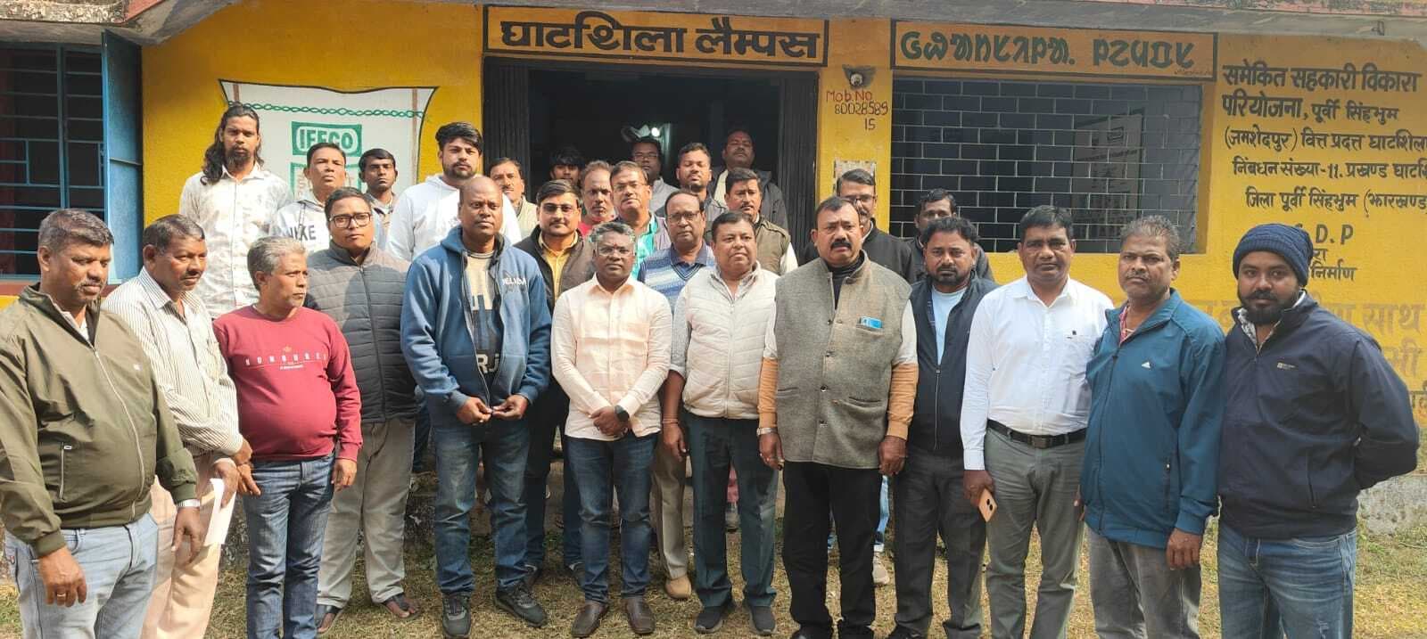 East Singhbhum News : घाटशिला लैंपस में धान खरीद शुरू किसान बिचौलिये से दूर रहें : विधायक