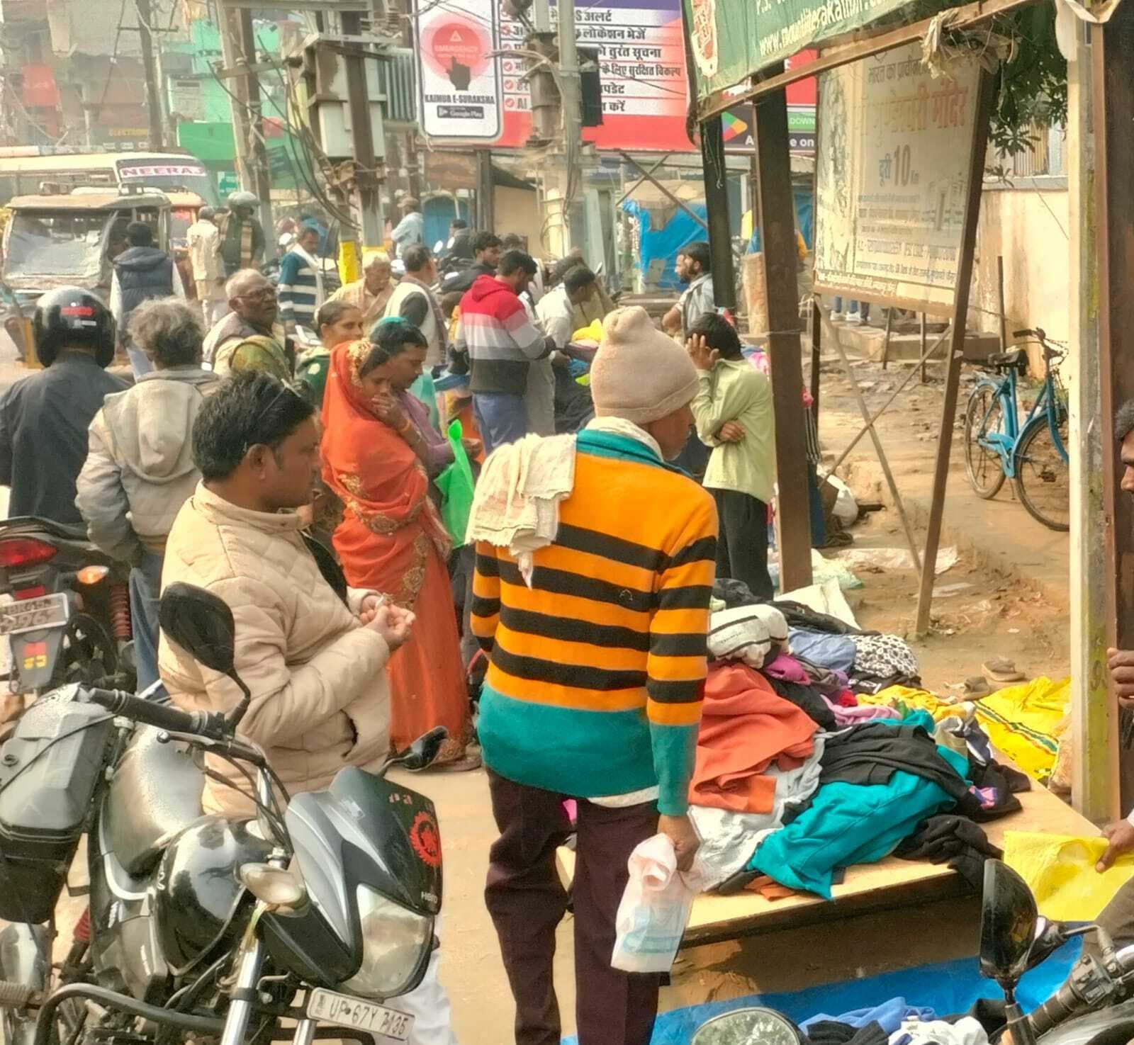 पहाड़ों पर बर्फबारी से फिर बढ़ी ठंड, बर्फीली हवाओं ने पैदा की ठिठुरन