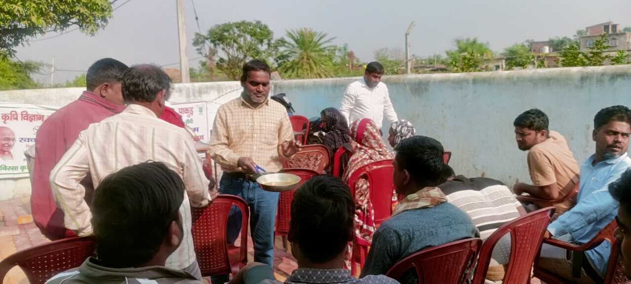 किसानों को मिला राइजोबियम कल्चर से चना बीज शोधन का प्रशिक्षण