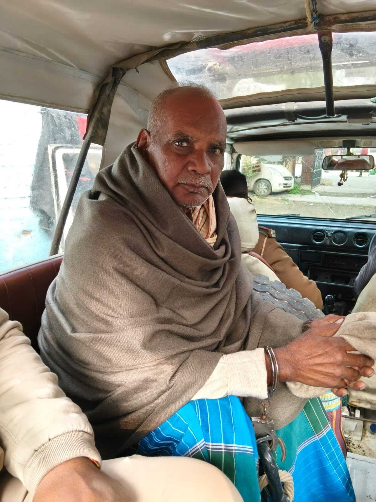 Samastipur News:देसी शराब के साथ खजुरी पंचायत के मुखिया पति गिरफ्तार