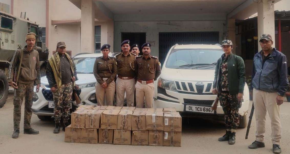 लग्जरी कार से 28 कार्टून विदेशी शराब बरामद, एक गिरफ्तार, चार फरार