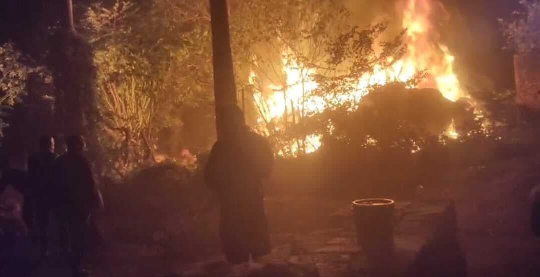 आग लगने से एक घर जलकर राख