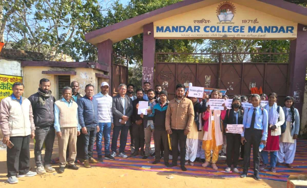 अभाविप की भूख हड़ताल 28 घंटे बाद समाप्त