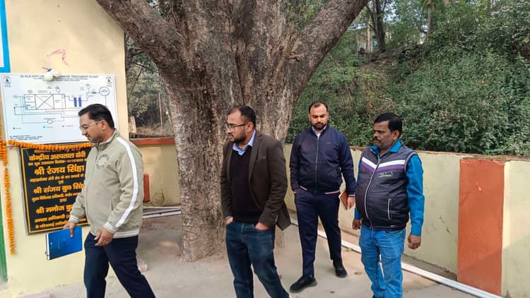Bokaro News : मुख्यालय की टीम ने केंद्रीय अस्पताल का किया निरीक्षण