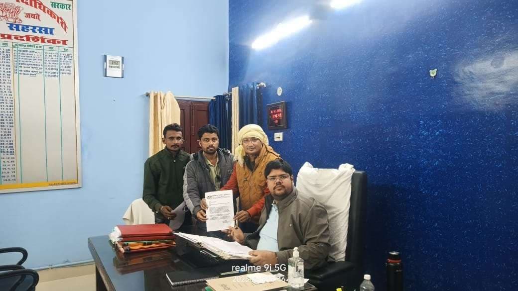 मरीज इलाज करायें या गाड़ी को देखे