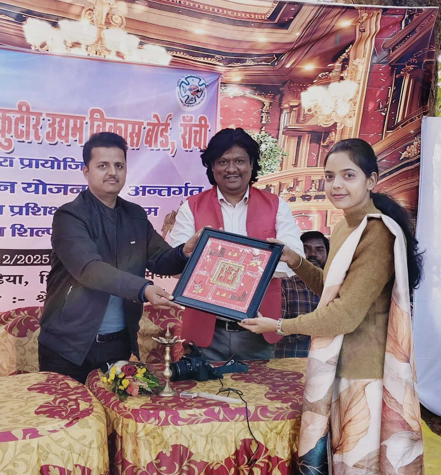 20 प्रशिक्षुओं को मिली डोकरा हस्तशिल्प की जानकारी