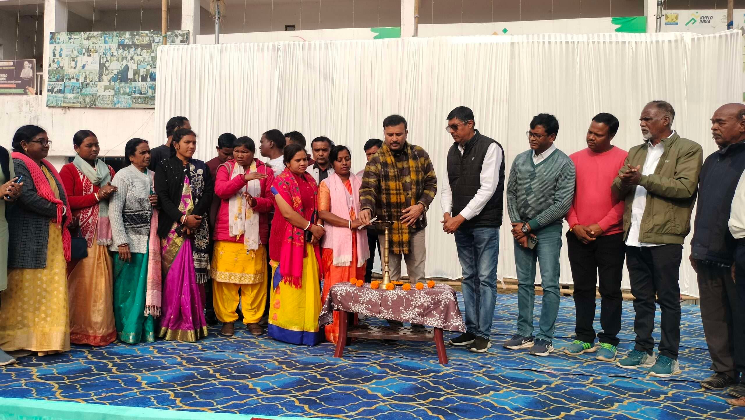 गूंज महोत्सव शुरू, उमड़े ग्रामीण