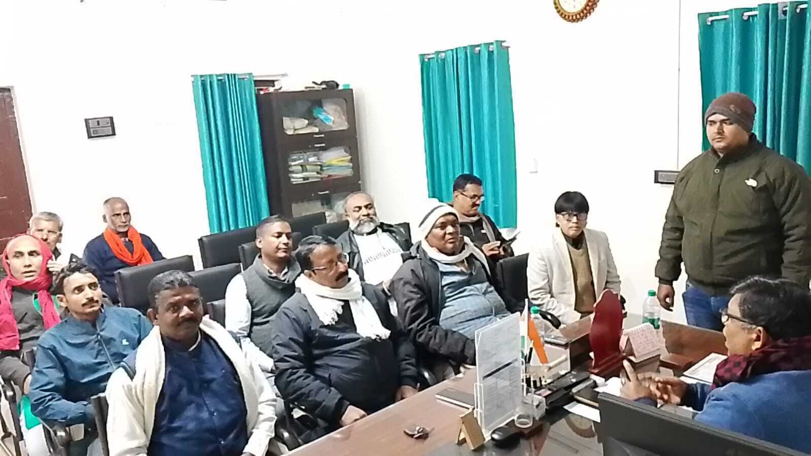 Madhubani News : सरपंच- मुखिया संवाद एप्लिकेशन के लिए दिया प्रशिक्षण