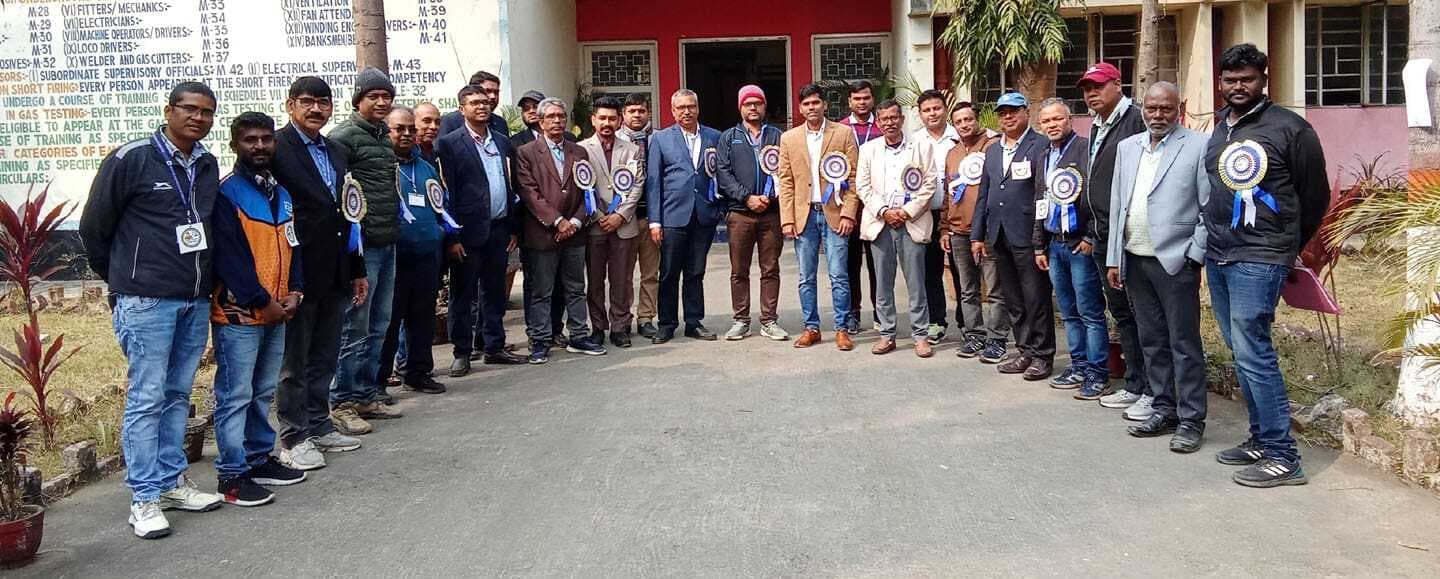 East Singhbhum News : घर हो या कार्यस्थल, सुरक्षा का पालन करना जरूरी : डॉ अरविंद