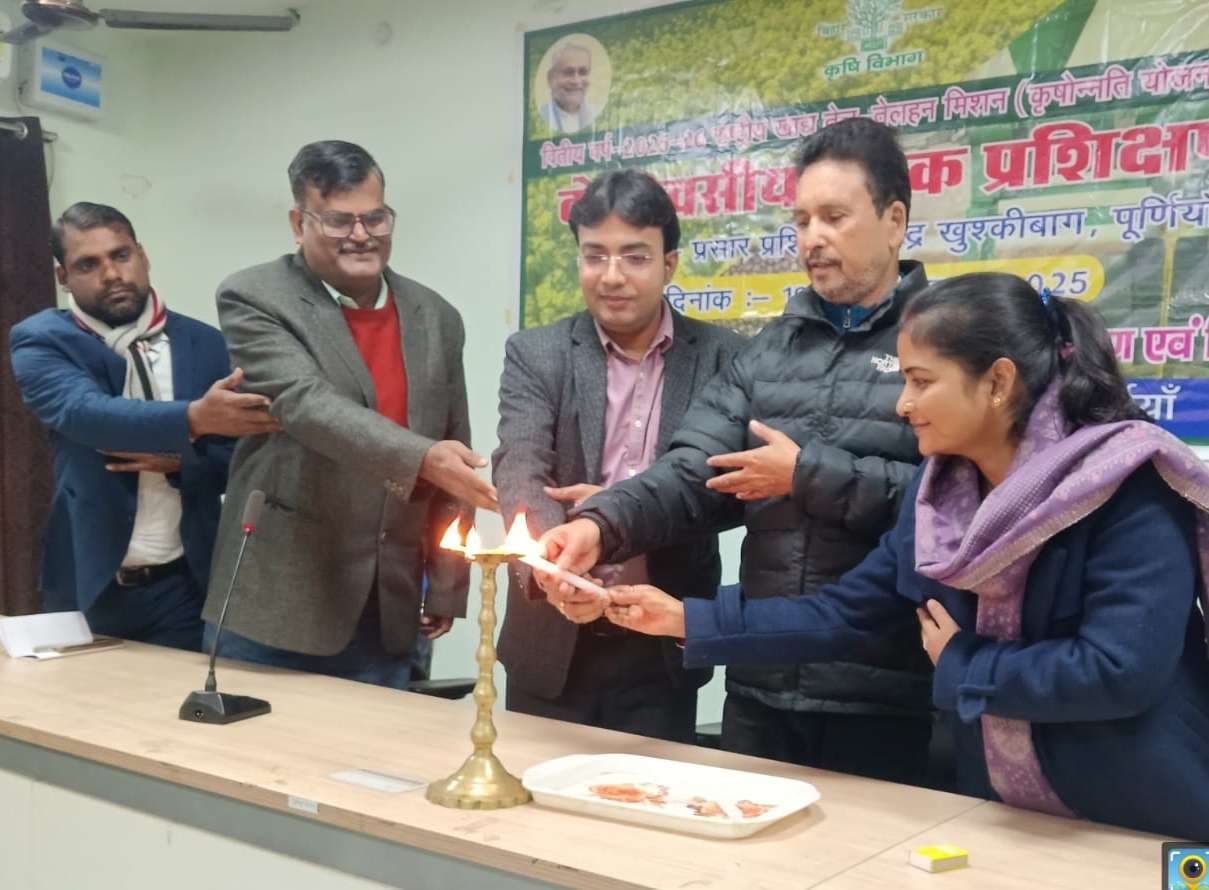 खाद्य तेलों में आत्मनिर्भरता के लिए तिलहन फसलों का क्षेत्र विस्तार जरूरी