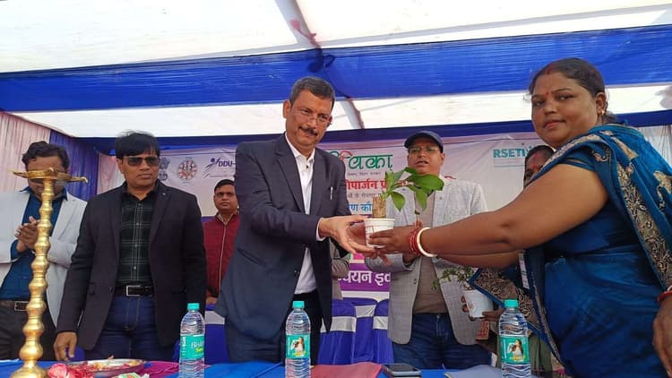 ऐसे मेले से युवाओं अपने क्षेत्र में मिलता है रोजगार : डीडीसी