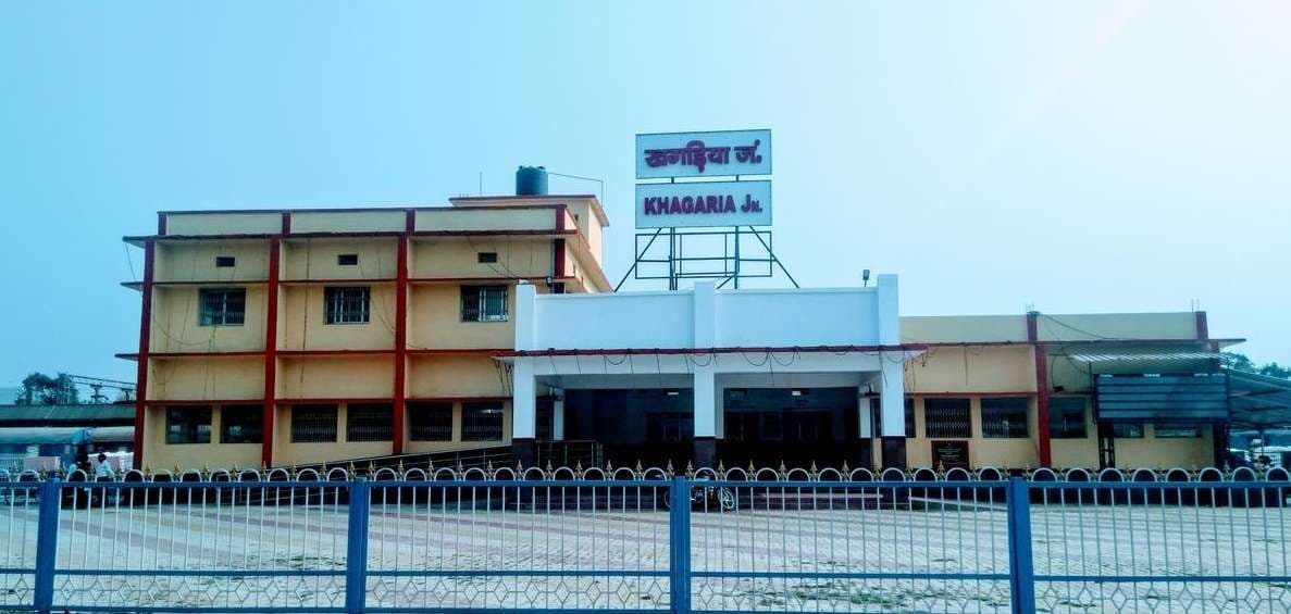 डिब्रूगढ़-लखनऊ-डिब्रूगढ़ स्पेशल ट्रेन का परिचालन हुआ शुरू, यात्रियों में खुशी का माहौल