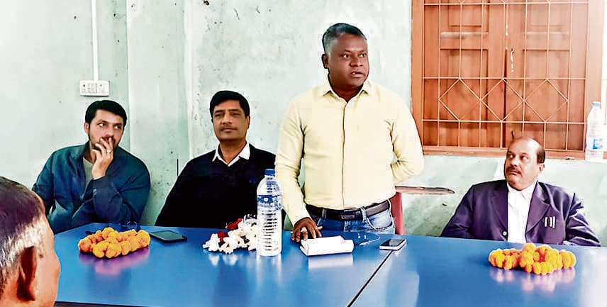 East Singhbhum News : घाटशिला में कैंप कोर्ट शुरू करायेंगे : सोमेश