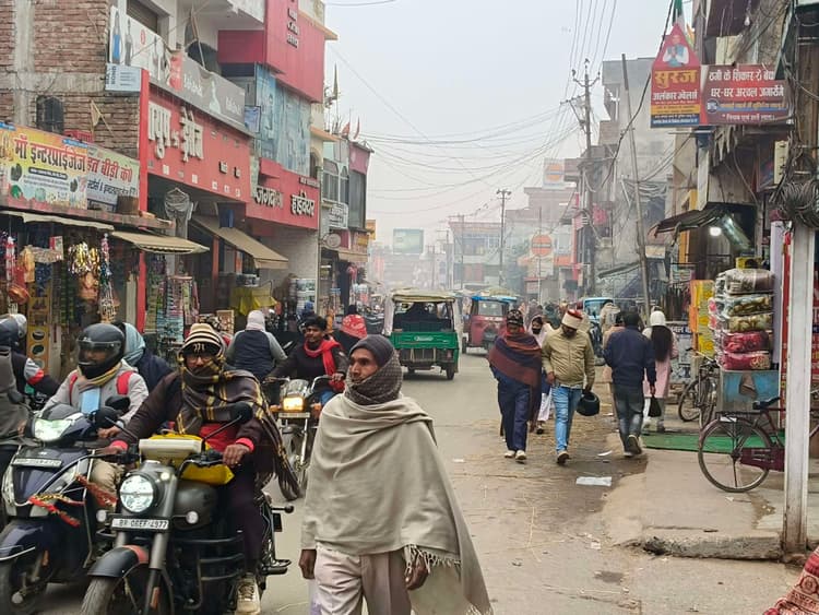 Sitamarhi : ठंड से बचाव को लेकर प्रशासन का अलर्ट जारी