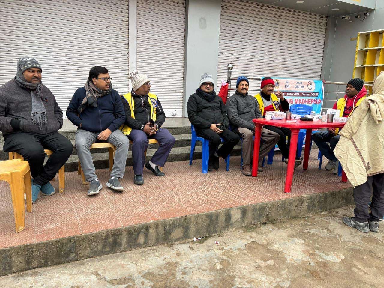 परामर्श शिविर में एक सौ से अधिक लोगों की हुई जांच