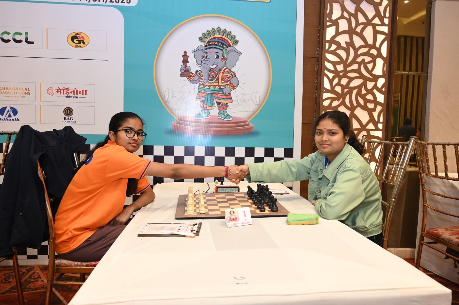 Under 19 open chess tournament : जमशेदपुर के अधिराज मित्रा ने कृश्या के खिलाफ खेला ड्रॉ