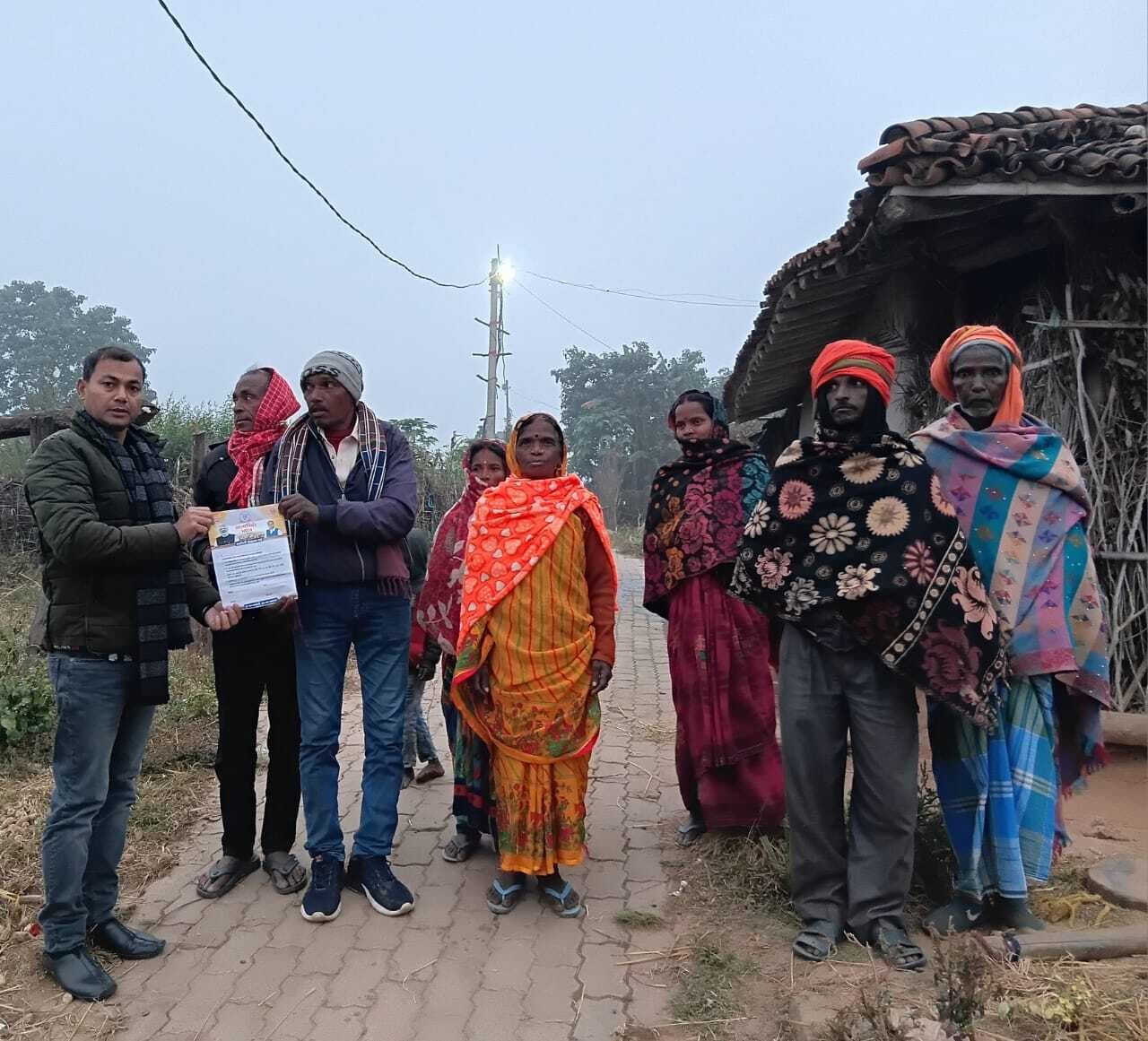 भाजपा ने चकाई में चलाया आत्मनिर्भर भारत अभियान, ग्रामीणों को दिलाया संकल्प